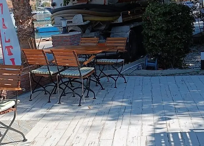 Dut Selimiye *